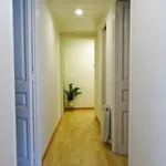 Rent 3 bedroom apartment in Barcelona