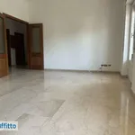 Affitto 5 camera appartamento di 148 m² in Rome