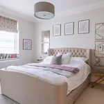 Rent 2 bedroom apartment in Bristol