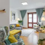 Rent 3 bedroom apartment in porto