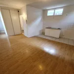 Rent 2 bedroom apartment of 39 m² in CLERMONT FERRAND