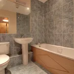 Rent 2 bedroom flat in West Midlands