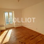 Maison de 104 m² avec 5 chambre(s) en location à Valdallière