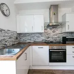 Rent 7 bedroom house in Leeds