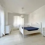 Rent 3 bedroom apartment of 100 m² in Velletri