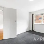 Rent 2 bedroom apartment in St Kilda