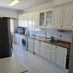 Rent 3 bedroom apartment of 136 m² in Odivelas