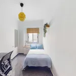 Rent 4 bedroom apartment in Valencia