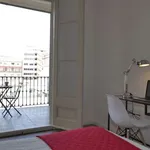 Rent a room of 140 m² in barcelona