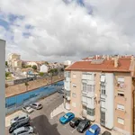 Rent 2 bedroom apartment in lisbon