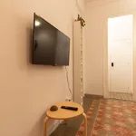 Rent 4 bedroom apartment of 12 m² in Barcelona