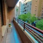 Rent a room of 120 m² in valencia