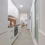 Rent 3 bedroom apartment of 45 m² in Barcelona