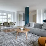 Rent 2 bedroom apartment of 99 m² in paris