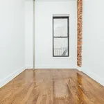 Rent 2 bedroom apartment in Brooklyn