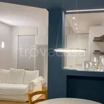 Rent 2 bedroom apartment of 45 m² in Milano