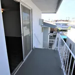 Rent 2 bedroom apartment in Los Angeles