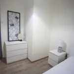 Rent a room in lisbon