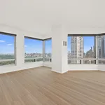 Rent 2 bedroom apartment of 136 m² in New York