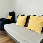 Rent a room of 120 m² in Costa da Caparica