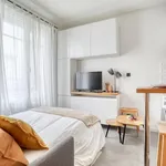 Rent 1 bedroom apartment of 25 m² in Paris