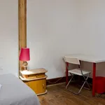 Rent 2 bedroom apartment in Lisbon