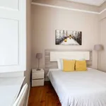 Rent a room of 20 m² in lisbon