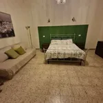 Rent 3 bedroom apartment of 70 m² in Naples