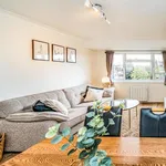 Flat to rent in Bath Road, Taplow, Maidenhead SL6