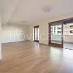 Rent 4 bedroom apartment of 150 m² in Milano