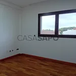 Rent 3 bedroom house of 192 m² in Leiria