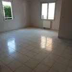 Appartement de 73 m² avec 3 chambre(s) en location à Thizy-les-Bourgs