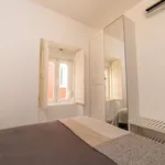 Rent 2 bedroom apartment of 45 m² in lisbon