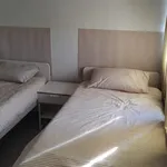 Rent 4 bedroom apartment in Valencia