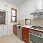 Rent 2 bedroom apartment in St Kilda East