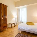 Rent 1 bedroom apartment of 60 m² in Florence