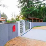 Rent 7 bedroom house of 350 m² in Casier