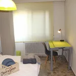 Rent 5 bedroom apartment in Valencia