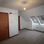 Rent 4 bedroom house in Scotland