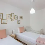 Rent 2 bedroom apartment in porto