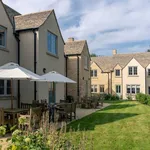 Rent 2 bedroom flat in Cotswold District