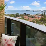 Rent 3 bedroom apartment in Port Melbourne