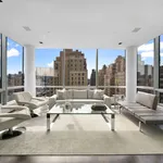 Rent 3 bedroom apartment of 255 m² in New York