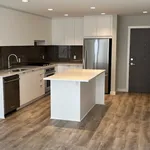 Rent 2 bedroom apartment of 81 m² in Coquitlam