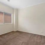 Rent 6 bedroom house in Point Cook