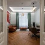 Rent 3 bedroom apartment of 104 m² in Capital City of Prague