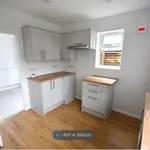 Rent 3 bedroom house in Surrey Heath