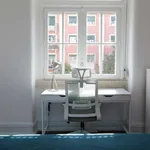 Rent a room in lisbon