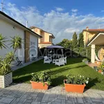 Rent 2 bedroom house of 110 m² in Camaiore