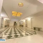 Affitto 2 camera appartamento di 60 m² in Naples